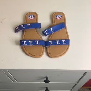 Women’s sandals